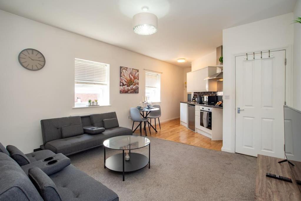 Watford Central Serviced Apartments 2 Εξωτερικό φωτογραφία