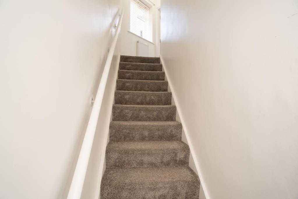 Watford Central Serviced Apartments 2 Εξωτερικό φωτογραφία