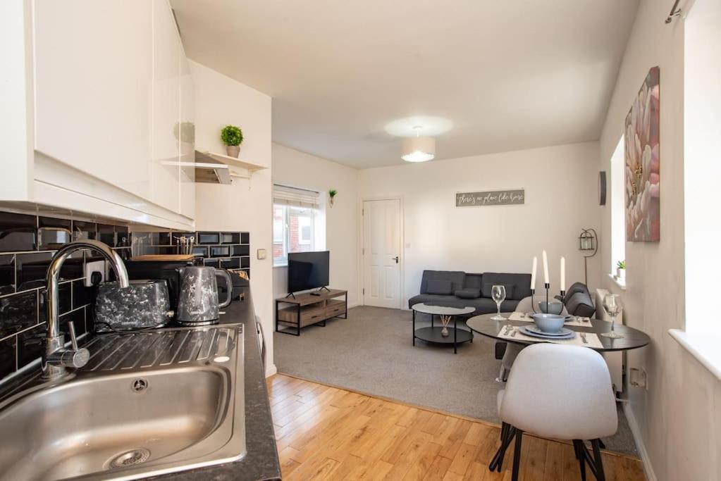 Watford Central Serviced Apartments 2 Εξωτερικό φωτογραφία